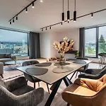 Paradise Luxury Apartment