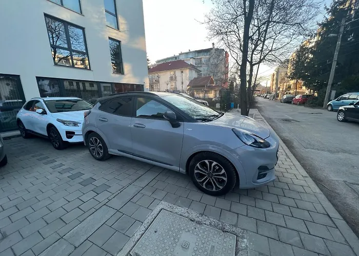 Paradise Luxury アパート